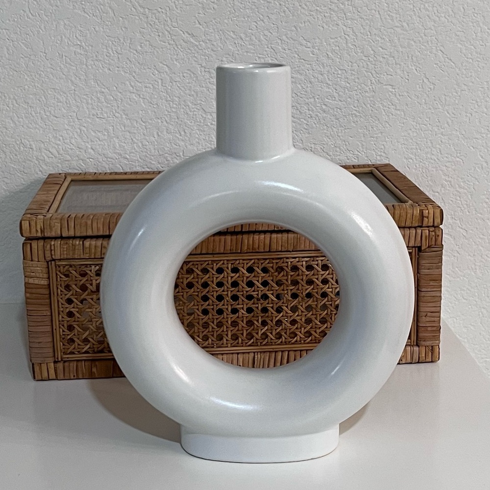 NEW! Modern White Circular Ceramic Vase Decorative Home Accent